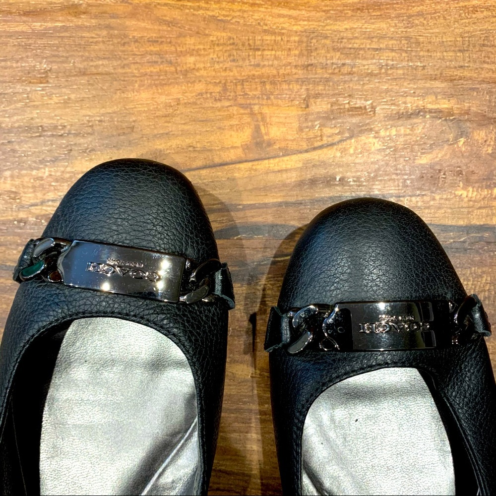 ⚠️SOLD⚠️Coach classic flats 🥿